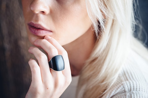 1. Кольцо Nimb – не просто стильный аксессуар, это полноценный гаджет, оборудованный тревожной кнопкой.