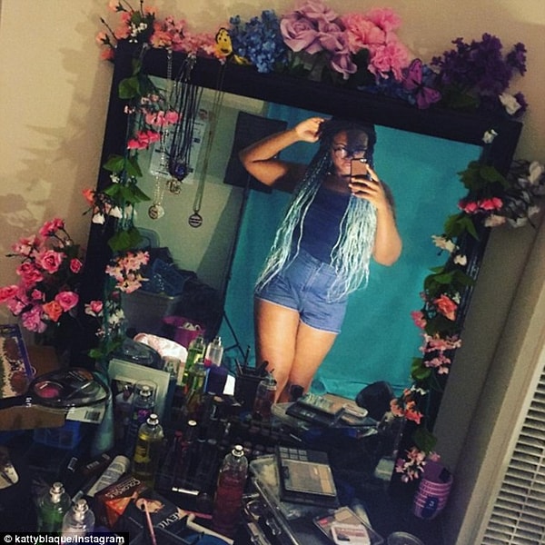 12. Каждая девушка в душе русалочка.