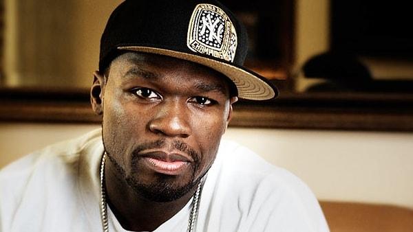 12. 50 Cent de homofobik laflar etti, fakat oralar Türkiye gibi değil tabi, aldığı tepkilerden sonra pişman oldu ve özür diledi.