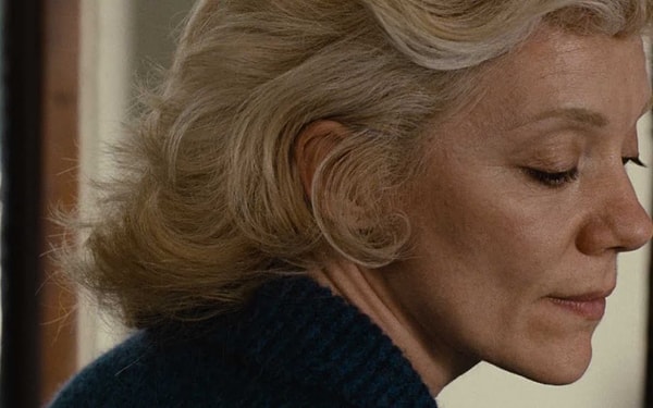 89. Женщина без головы