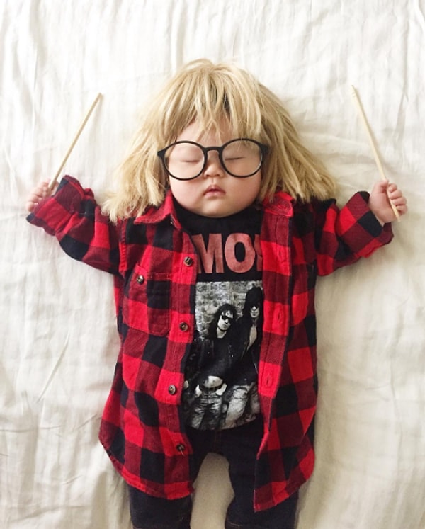 15. В Гарфа из "Мир Уэйна"