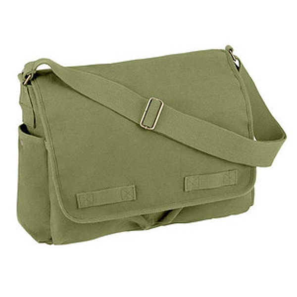 1. Крутая сумка через плечо