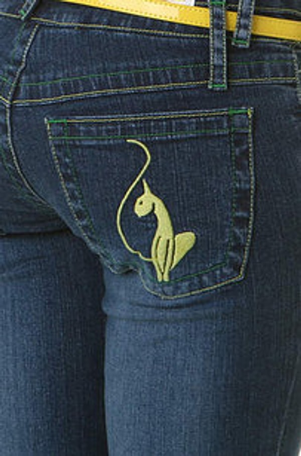 5. Идеальные джинсы с вышивкой