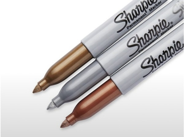 16. А также гелевые ручки, маркеры и текстовыделители