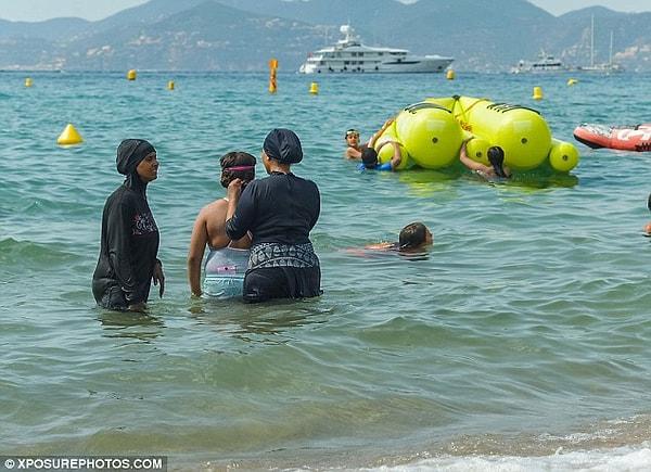 Cannes kentinde bu olayın haricinde dört ayrı kadın da bu hafta içerisinde para cezasına çarptırıldı.