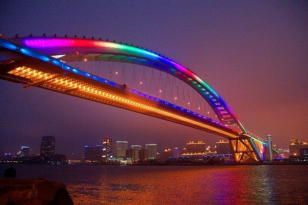 20. Lupu Köprüsü - Shanghai, Çin Halk Cumhuriyeti