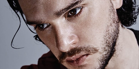 Tüm Bilinmeyenleriyle Jon Snow'u Hepimize Sevdiren Masum Yüzlü: Kit Harington