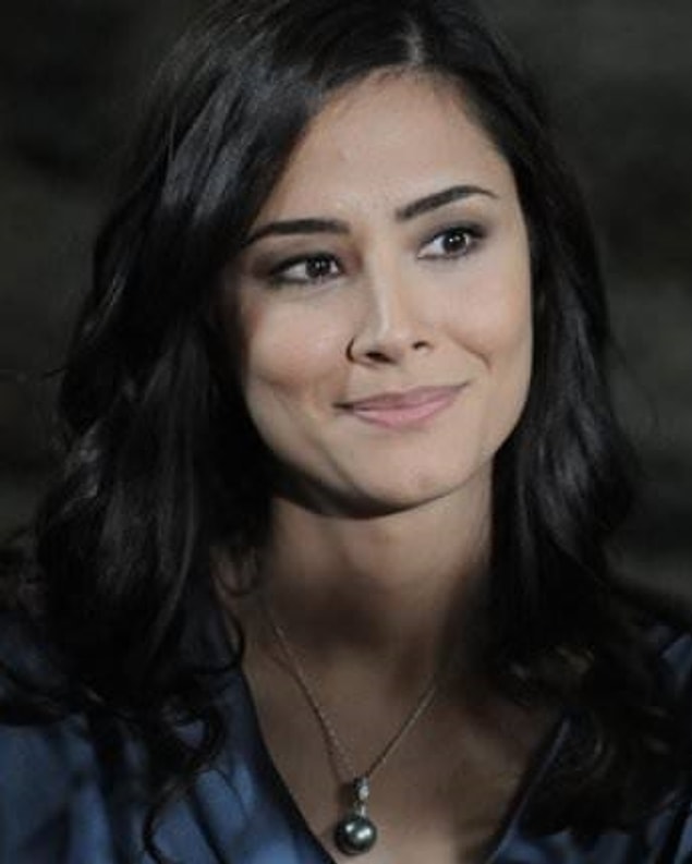 7. Özlem Conker