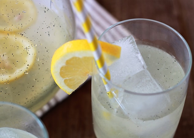 6. Pastadan kek her şeyin içinde vanilya sevenlerdenseniz işte bu da limonata hali!