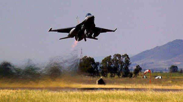 TSK: Suriye'de hava harekâtıyla 25 PKK/PYD'li öldürüldü