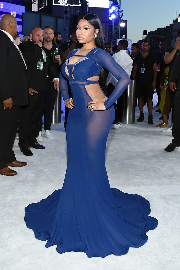 6. Ники Минаж