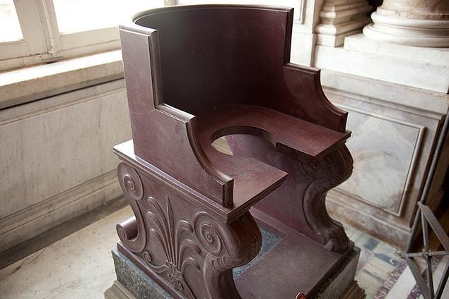 9. Another weirdness from the Catholic Church: There is an interesting chair exhibited in the Vatican Museum that is called "sedia stercoraria." This potty like chair served an unusual purpose: