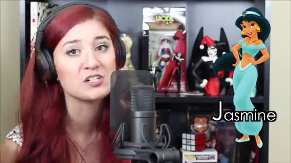 Çizgi Filmlerdeki Karakterlerin Seslerini Taklit Eden Yetenek Abidesi Kız