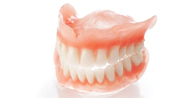 18. Vermont eyaletinde, bir kadının takma diş kullanması için eşinden izin alması gerekmektedir.