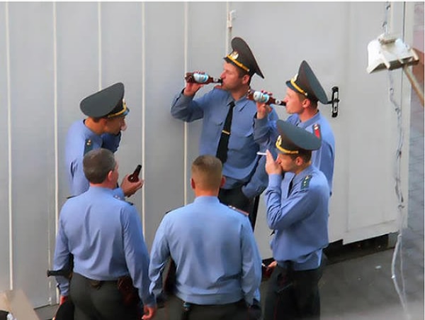 6. Когда рановато расслабляться операм.