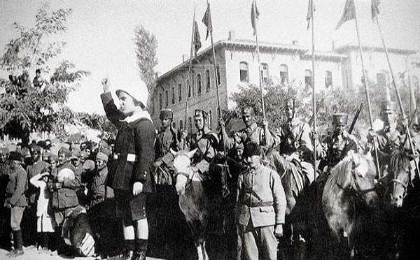 1924'den beri kutladığımız bu bayram, Şanlı Türk Ordusu'nun ve halkın yazdığı bir destanın hatırasıdır.