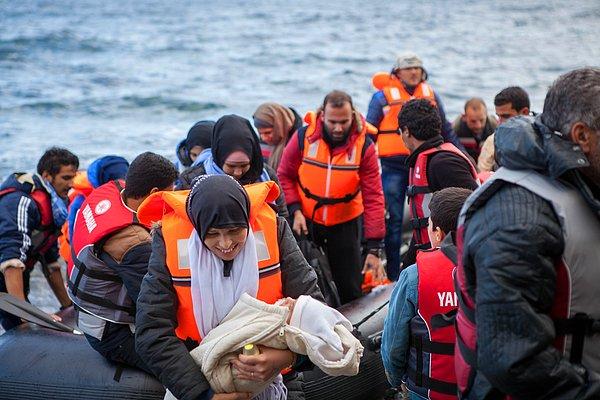 Uluslararası göç örgütlerinin verilerine göre bu yıl yaklaşık 105 bin sığınmacı İtalya'ya ulaştı.