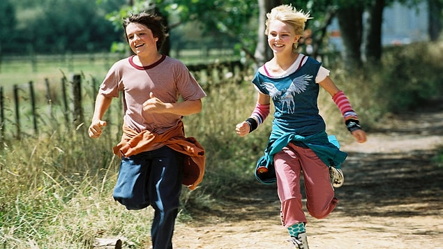 41. Bridge to Terabithia (2007) | IMDb: 7.2