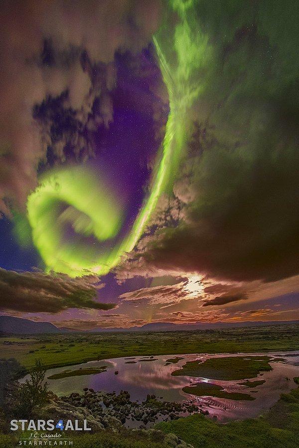 35. İzlanda Fayı üzerinde Aurora