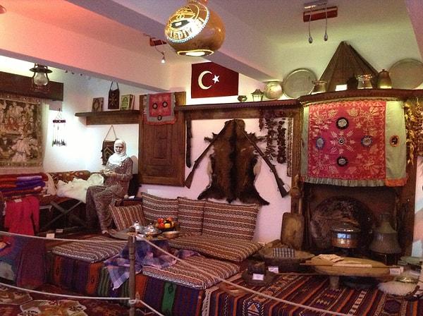 7. Antalya Etnografya Müzesi