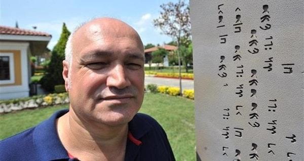 Bir Uzman Görüşü: Profesör Ahmet Taşağıl