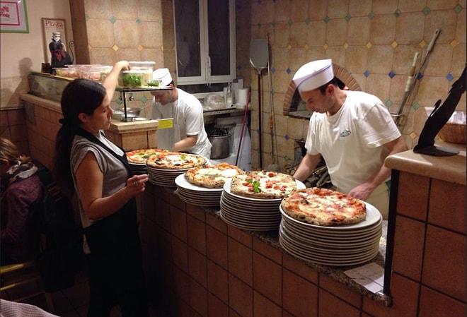 "Pizzayı İtalya'da Yiyeceksin" Diyenler İçin Roma'da 16 Lezzet Durağı