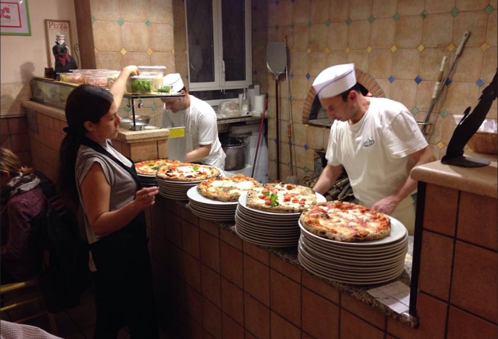 "Pizzayı İtalya'da Yiyeceksin" Diyenler İçin Roma'da 16 Lezzet Durağı