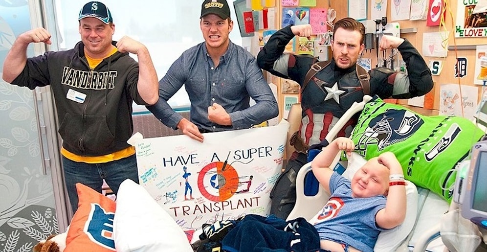 16 самых милых звезд, посетивших своих фанатов в больнице