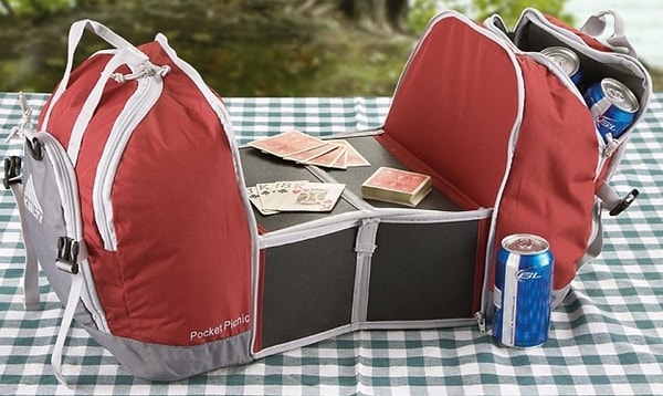 11. Переносной холодильник с раскладным столиком