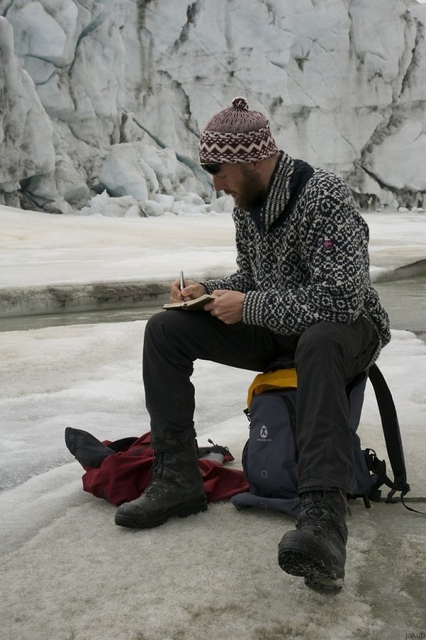 5. Рюкзак со встроенной табуреткой