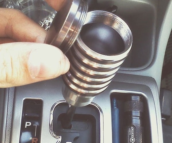 16. Рычаг коробки передач с откручивающимся верхом