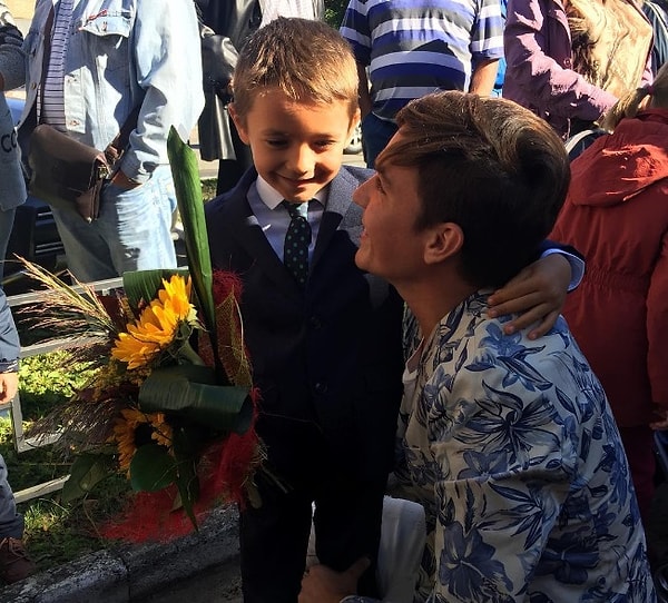 5. Сын Маргариты Агибаловой, Митя, был очень рад 1-му сентября, ведь его туда проводил папа, Евгений Кузин