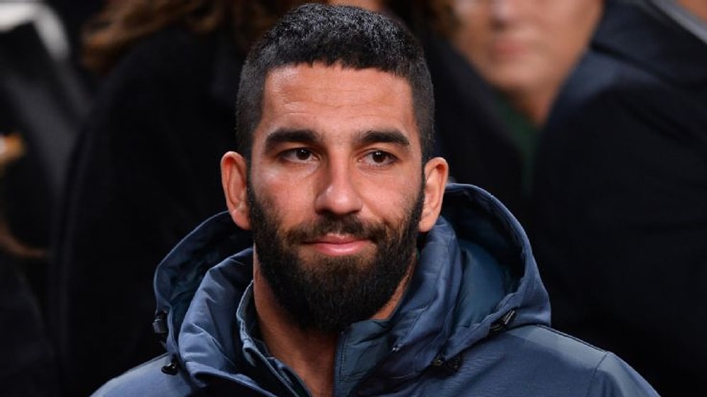 Arda Turan'ın Boş Zamanlarında Okumak İçin Türkiye'den Sipariş Ettiği 12 Kitap