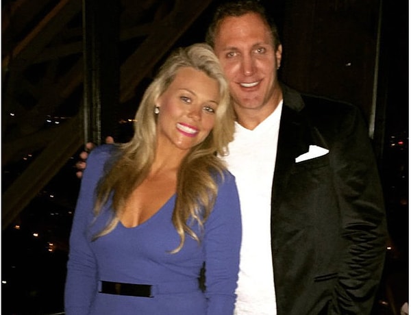 Для этого Мэри инсценировала собственное избиение.