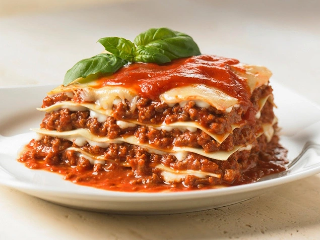 Gastronominin Temeli Olan Beş Ana Sos ve Beraber Kullanıldığı Tarifler Gastronominin Temeli Olan Beş Ana Sos ve Beraber Kullanıldığı Tarifler