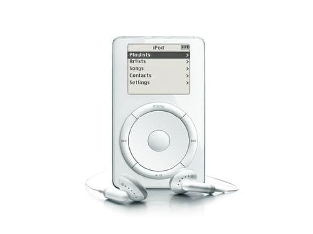 3. Çıktığında müzikte devrim olmuştu adeta. İlk iPod'un çıkış tarihi neydi?
