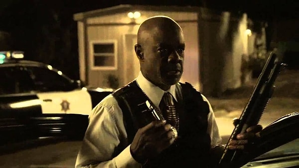 4. В финале Джон умрет