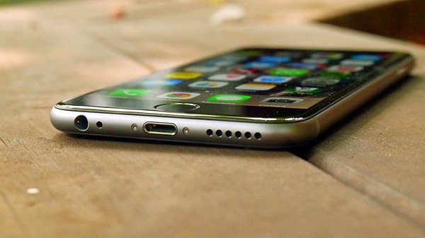 iPhone 6s'i iPhone 6 ve Samsung Galaxy S7 edge izliyor