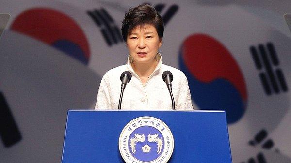 Haber üzerine Güney Kore Devlet Başkanı Park Geun-hye, Laos'taki zirveden ayrılıp ülkeye döndü