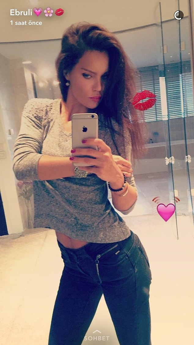 25. Ebru Şallı