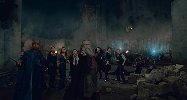 4. If you look closely to the action scenes in Deathly Hallows, you can spot some killer dance moves!