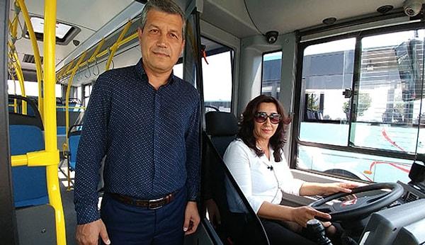 Manisa Ulaşım Şirketi Genel Müdürü Mehmet Oluklu, tek kadın şoförleri Fatma Güngör'den çok memnun olduklarını söylüyor