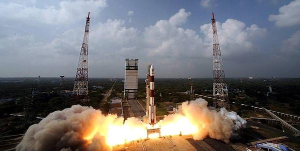 7. "Gravity" isimli Hollywood filmi, Hindistan'ın Mars görevinden daha pahalıya mâl olmuştur.
