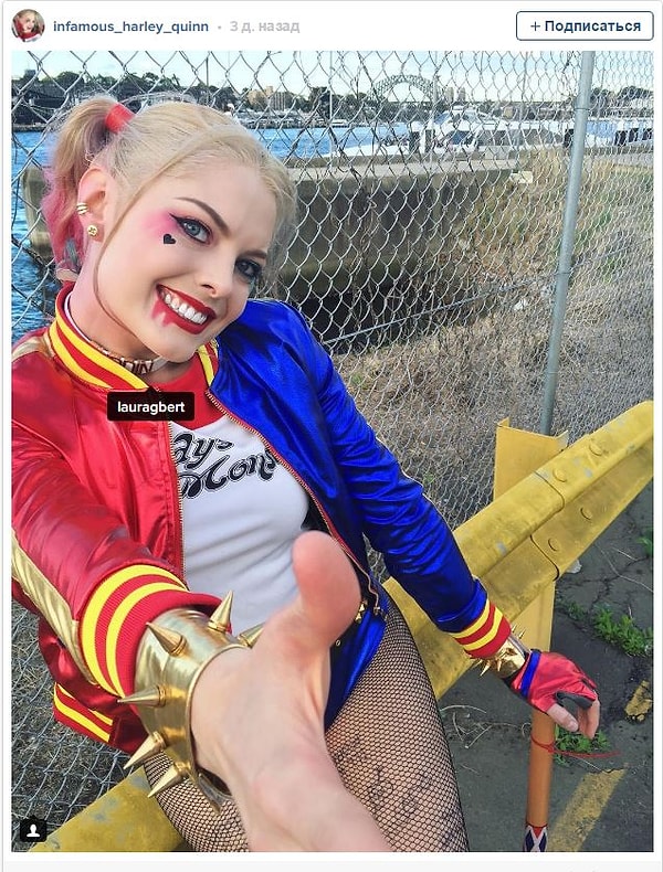 1. Только посмотрите на нее, она ведь практически близнец Марго Робби!