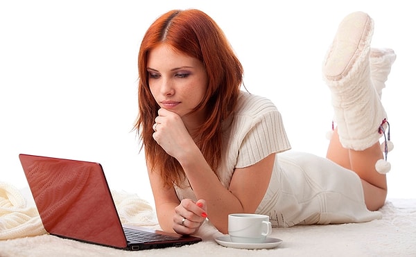 11. Она может неделями никак не связываться с тобой