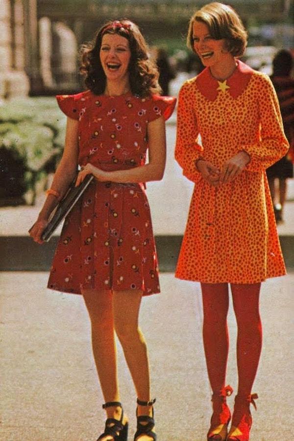 29. 70'li yılların kadın modası, aynı zamanda tam anlamıyla bir renk cümbüşüdür.
