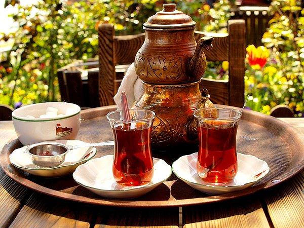 5. Çay mutlaka iyi su ile yapılmalıdır.