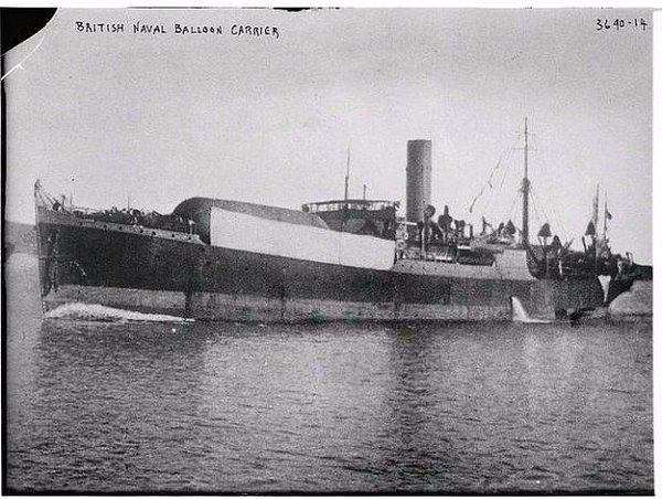 6. Balon taşıyan İngiliz gemisi