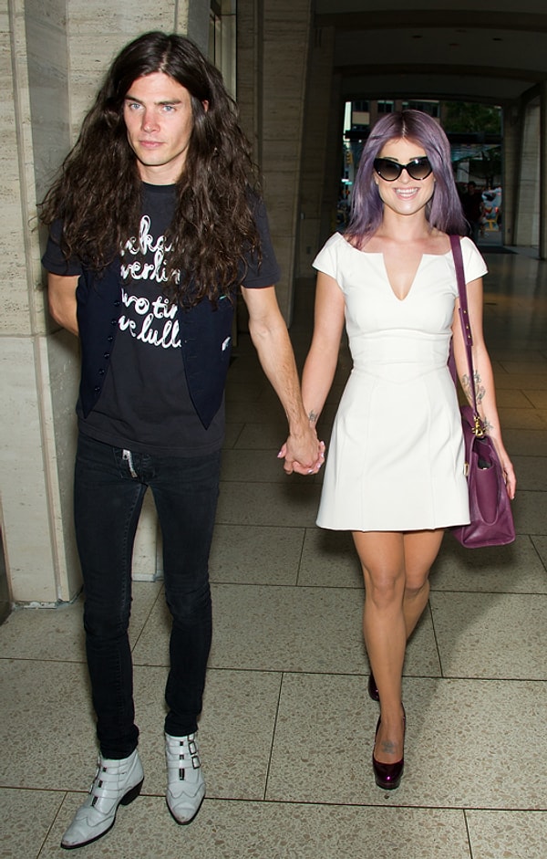 10. Келли Осборн с парнем