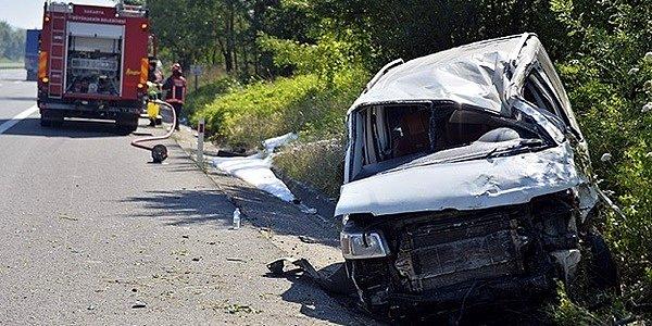 Bayram tatilindeki trafik kazalarında 103 kişi hayatını kaybetti